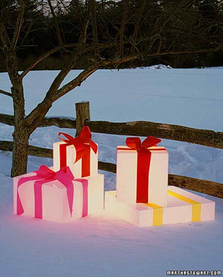 glowing-gift-box