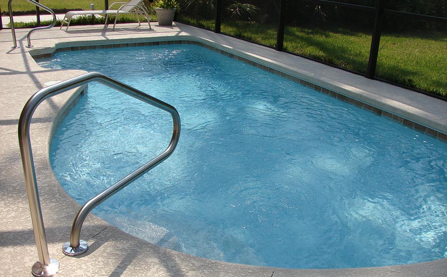 Backyard in-ground swimming pool